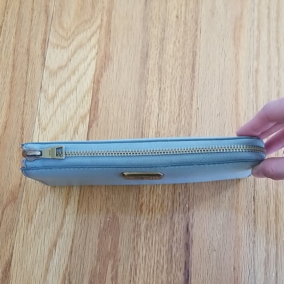 Fossil Zip Clutch Wallet, in teal - Picture 3 of 9